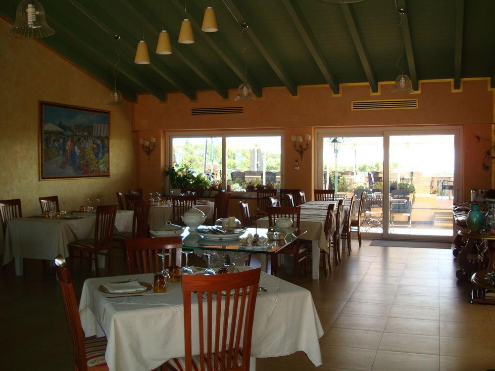 Country Resort Capo Nieddu ซานตาคาเตรินา ภายนอก รูปภาพ