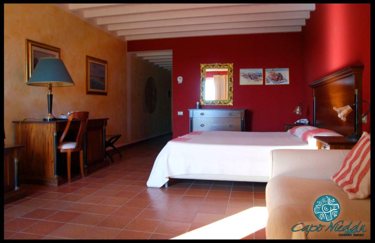 Country Resort Capo Nieddu ซานตาคาเตรินา ภายนอก รูปภาพ