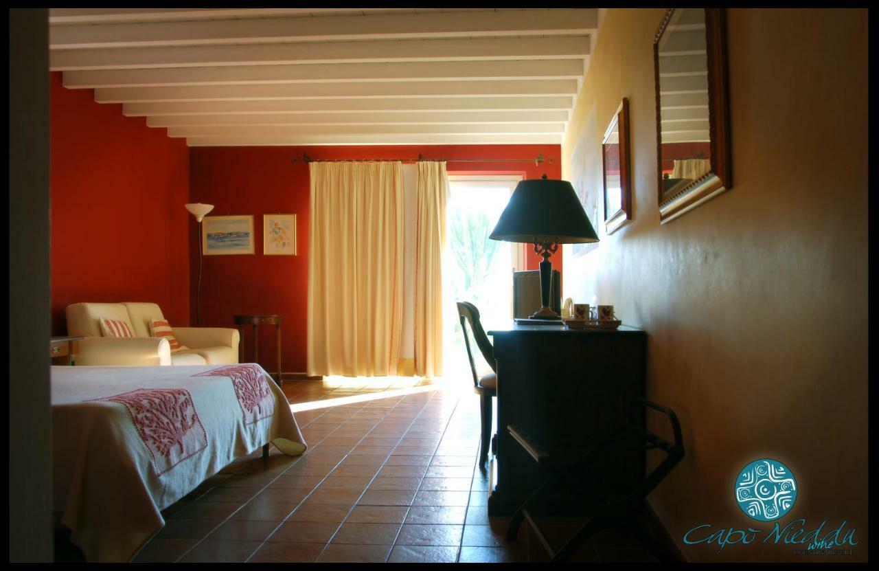 Country Resort Capo Nieddu ซานตาคาเตรินา ภายนอก รูปภาพ